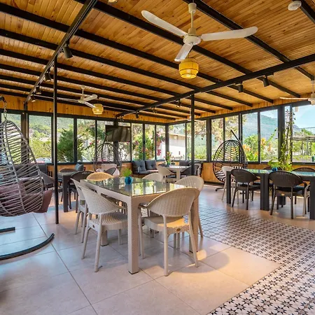 Karaoez Sapphire * Kumluca