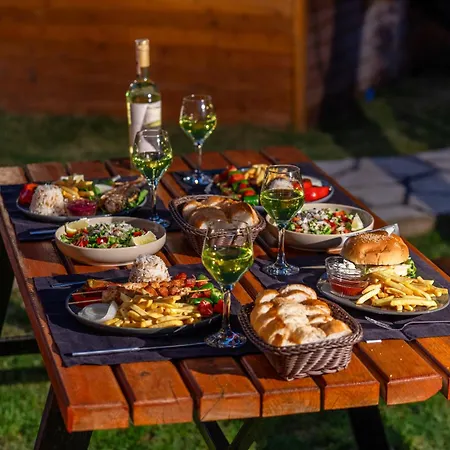 Karaoez Sapphire Campsite Kumluca