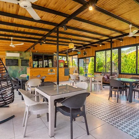 Karaöz Sapphire Campingplads *